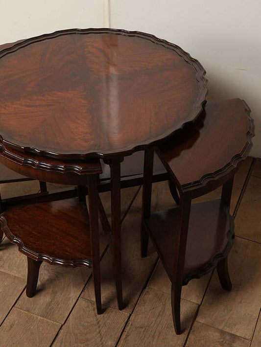 ラウンドネストテーブル