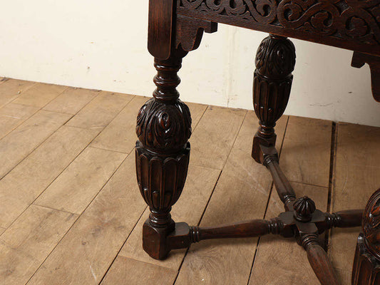 カーブドオクタゴンテーブル