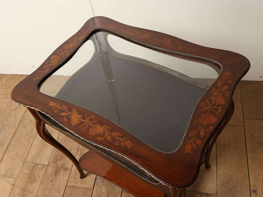 ジュエリーキャビネット