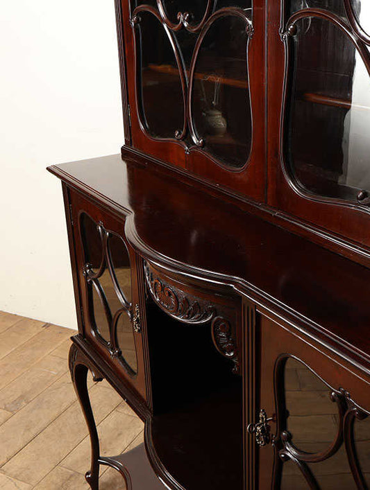 ヴィクトリアンディスプレイキャビネット