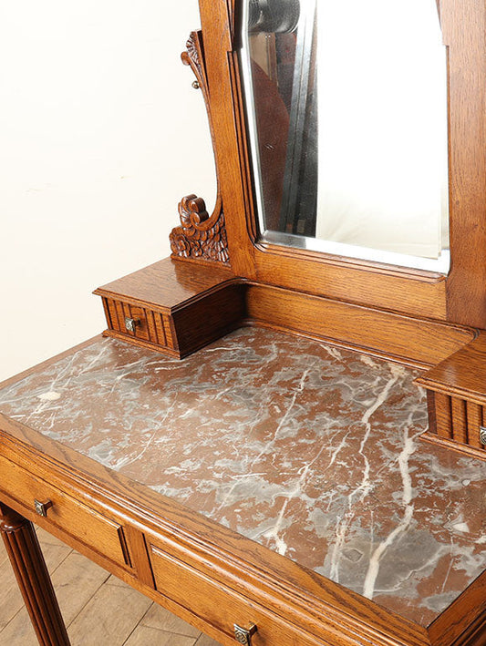 フレンチドレッサー