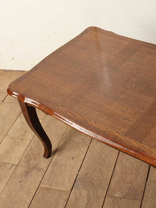 フレンチコーヒーテーブル