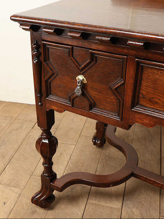 ジャコビアンサーバー