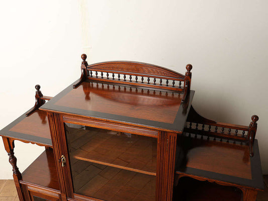 ヴィクトリアンキャビネット