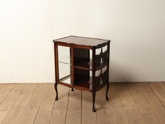 エドウォーディアンディスプレイキャビネット