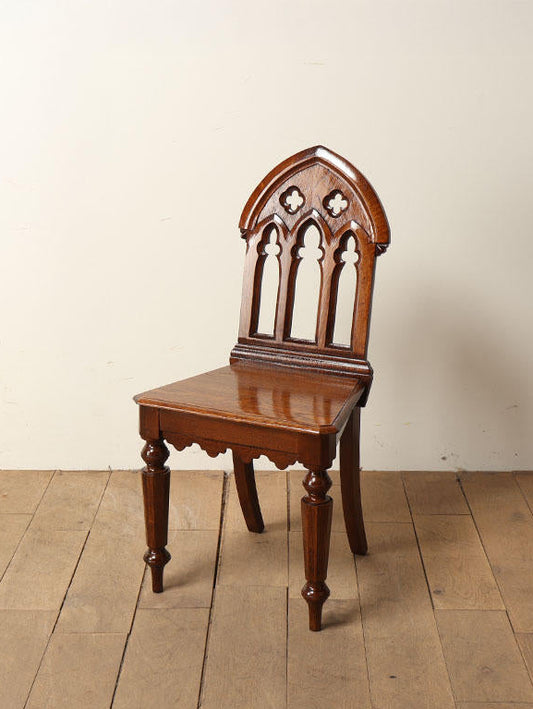 ゴシックホールチェア