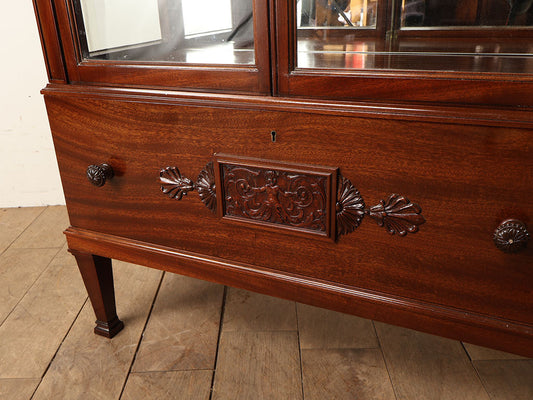 エドウォーディアンディスプレイキャビネット