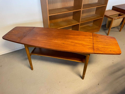 フリップアップコーヒーテーブル