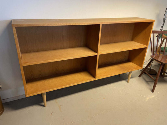 ブックシェルフ