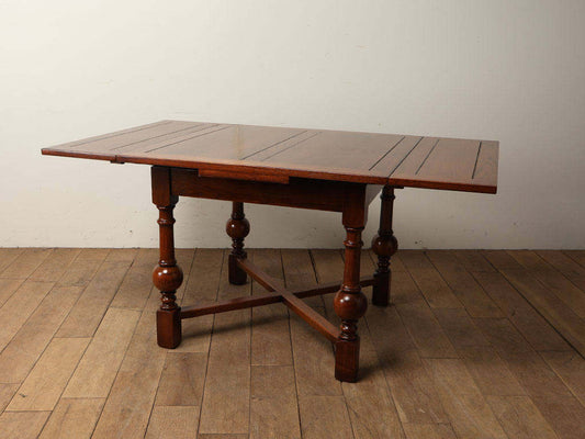 ドローリーフテーブル