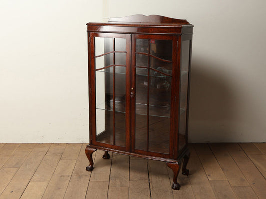 チャイナキャビネット