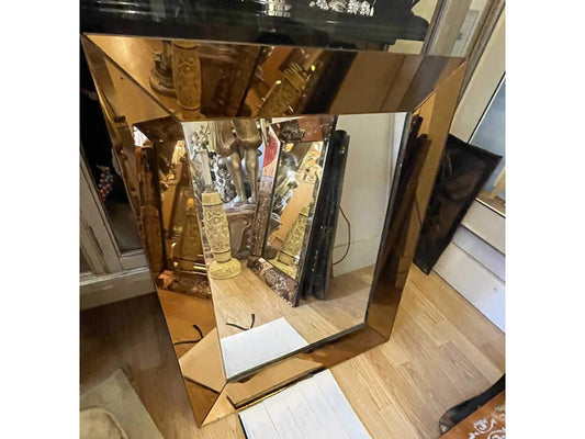 グラスウォールミラー