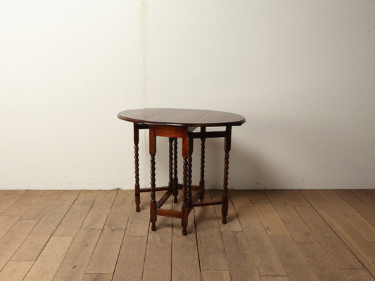 ゲートレッグテーブル