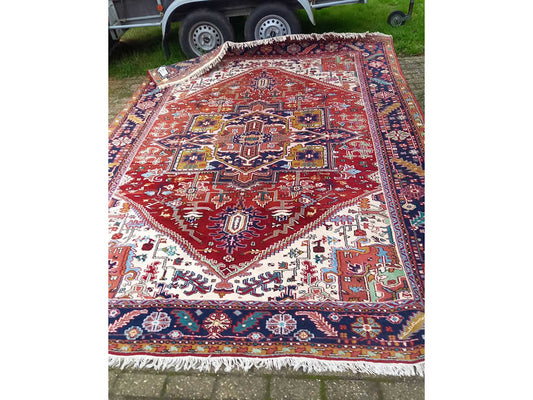 トライバルラグ