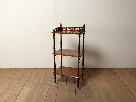 ヴィクトリアンシェルフ