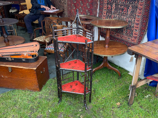 シノワズリーコーナーシェルフ