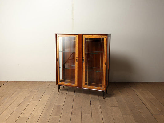 ディスプレイキャビネット