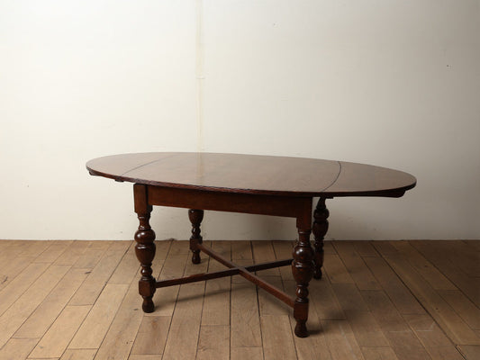 オーバルドローリーフテーブル