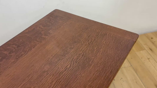 リフェクトリーテーブル