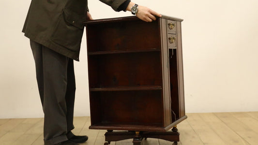 リボルビングブックケース