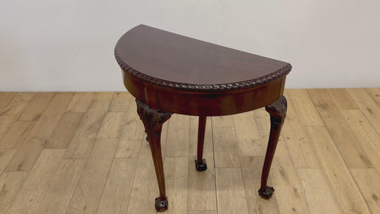 B&Cカードテーブル