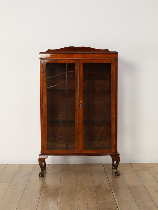 チャイナキャビネット