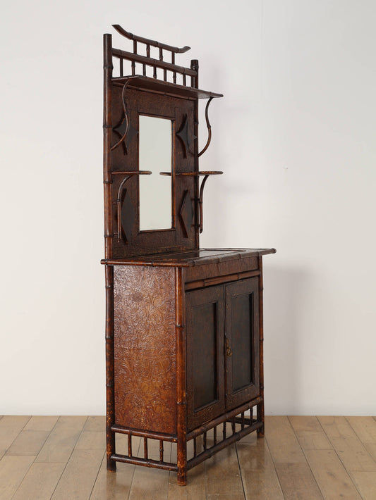 シノワズリキャビネット