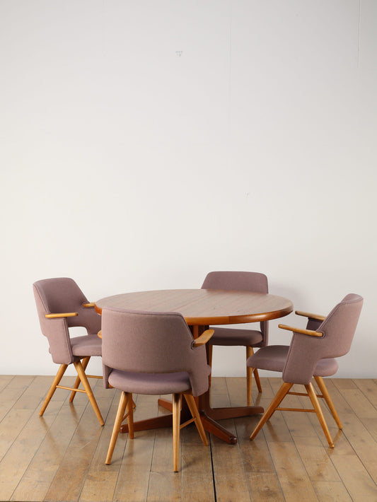 エクステンションテーブル