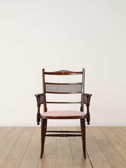 ドレッシングアームチェア