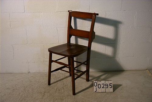 ﾁｬｰﾁﾁｪｱ | ロイズ・アンティークス | ヨーロッパのアンティーク