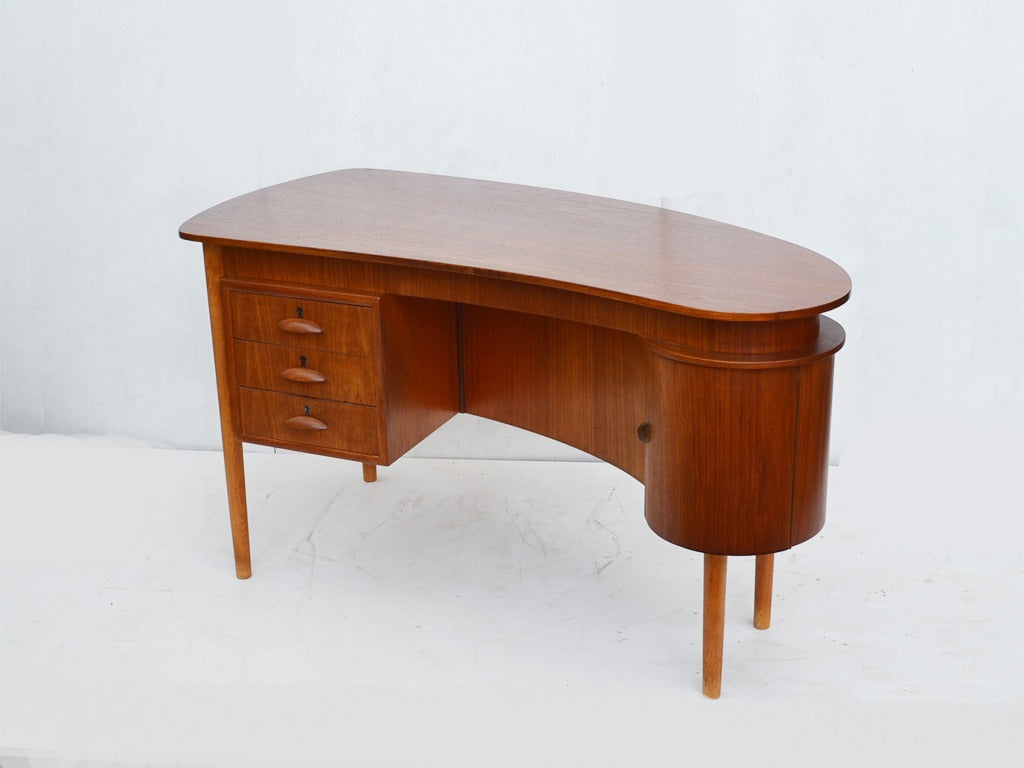 Kai Kristiansen model.54 キドニーデスク チーク | 北欧家具 haluta (ハルタ）