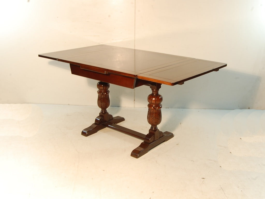 ドローリーフテーブル | ロイズ・アンティークス | ヨーロッパの