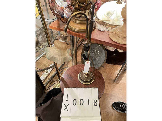 アールヌーヴォーテーブルランプ