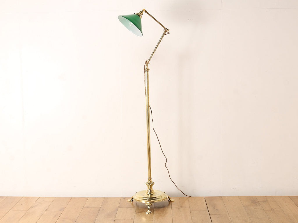 ブラスフロアランプ | ロイズ・アンティークス | ヨーロッパの