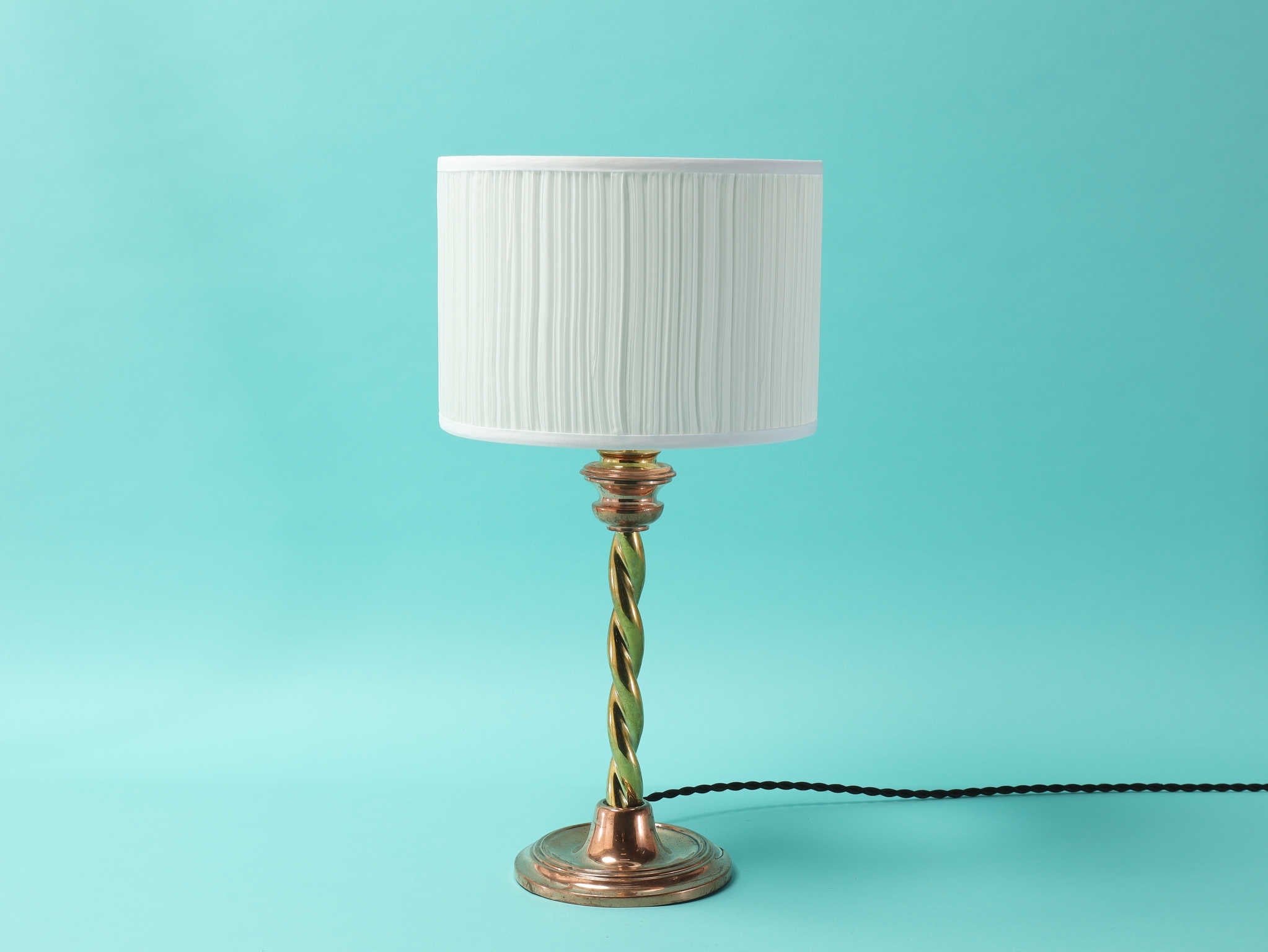 テーブルランプ | ロイズ・アンティークス | ヨーロッパのアンティーク