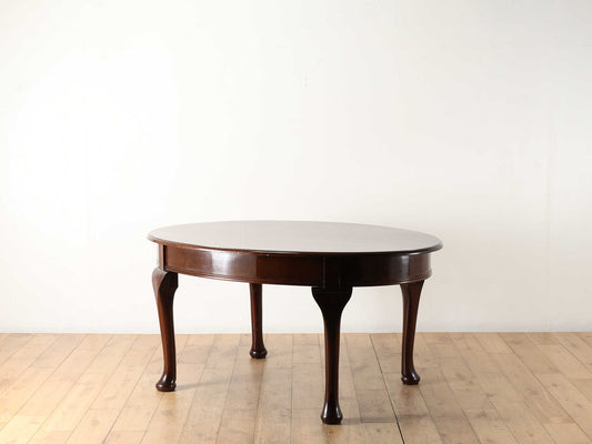 オーバルテーブル