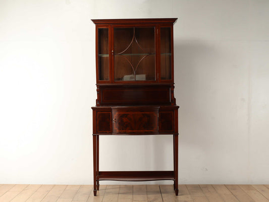 エドウォーディアンディスプレイキャビネット