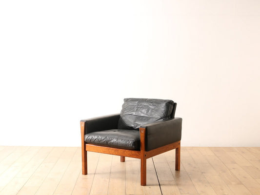 HANS J WEGNERレザーアームチェア
