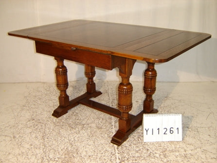 ドローリーフテーブル | ロイズ・アンティークス | ヨーロッパの