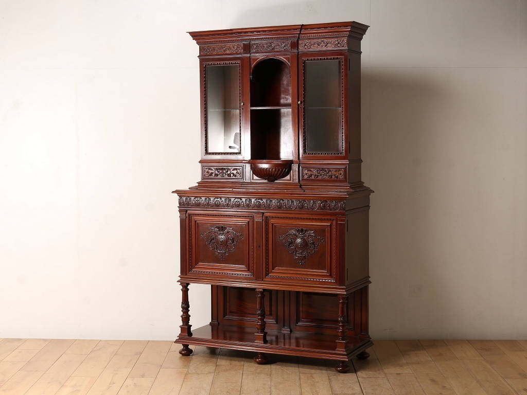 ヴィクトリアンキャビネット | ロイズ・アンティークス | ヨーロッパの