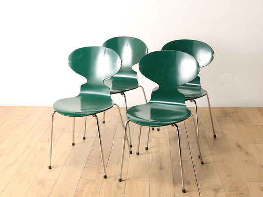 ARNE JACOBSEN アントチェア