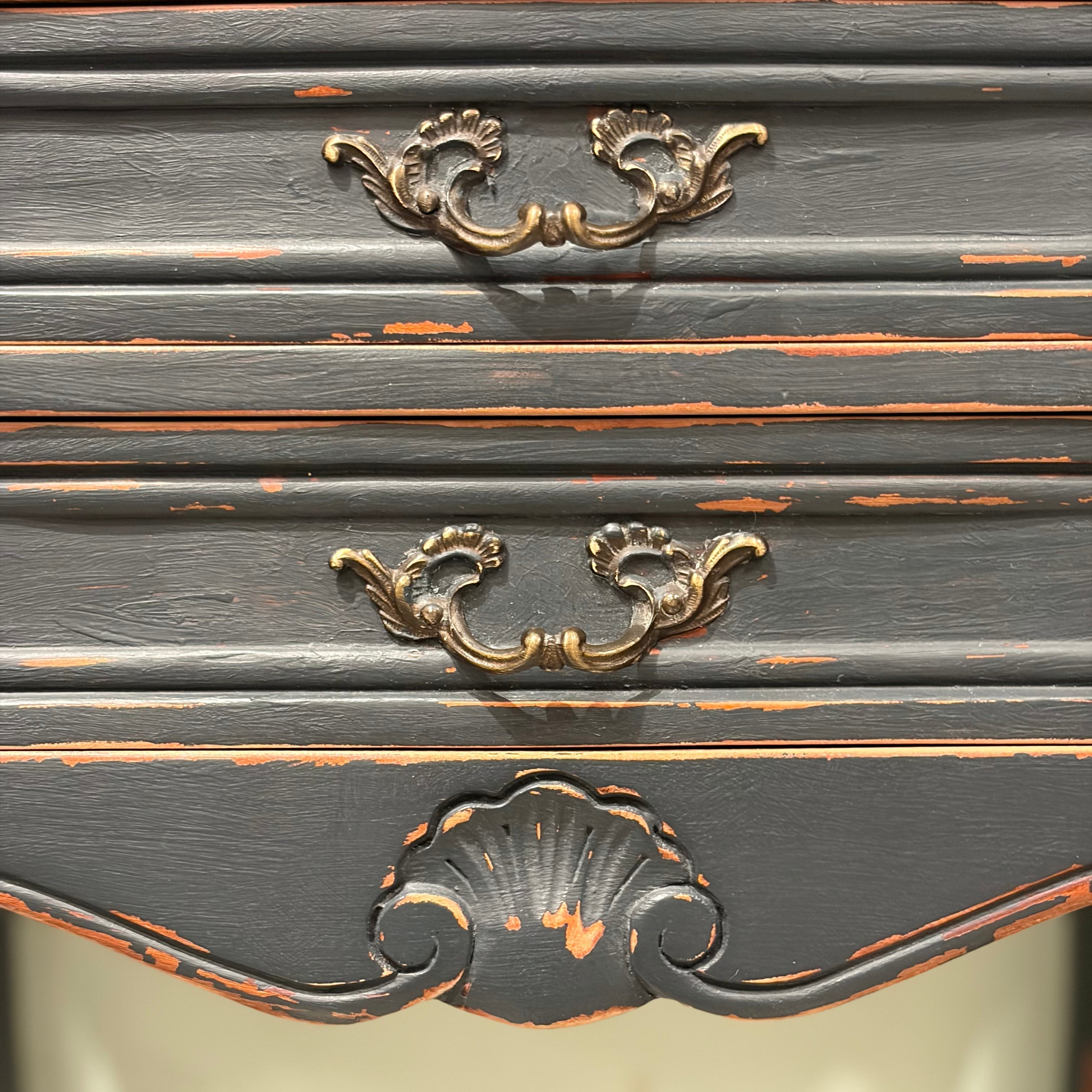 ロイズ・アンティークス 玉川 | ロイズ・アンティークス | ヨーロッパ