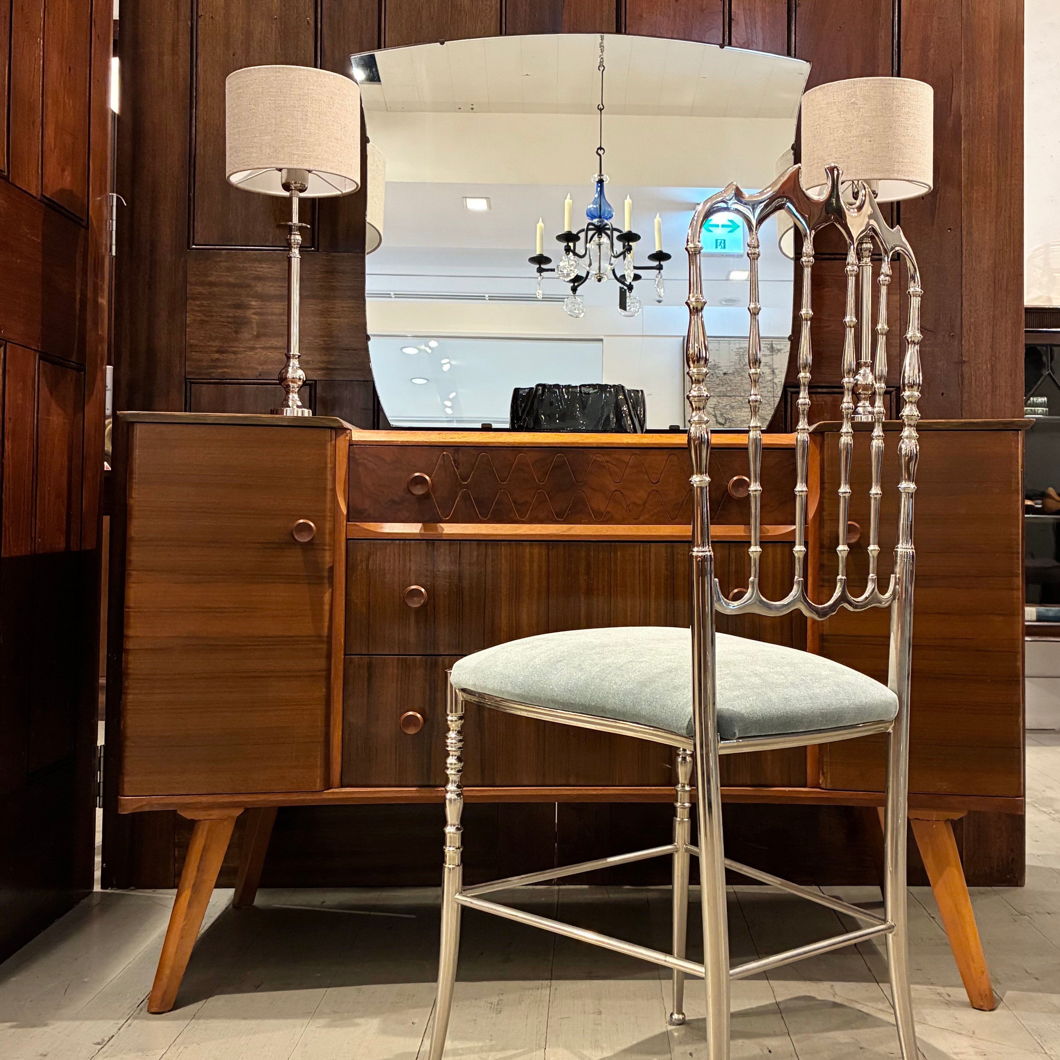 ロイズ・アンティークス 玉川 | ロイズ・アンティークス | ヨーロッパ