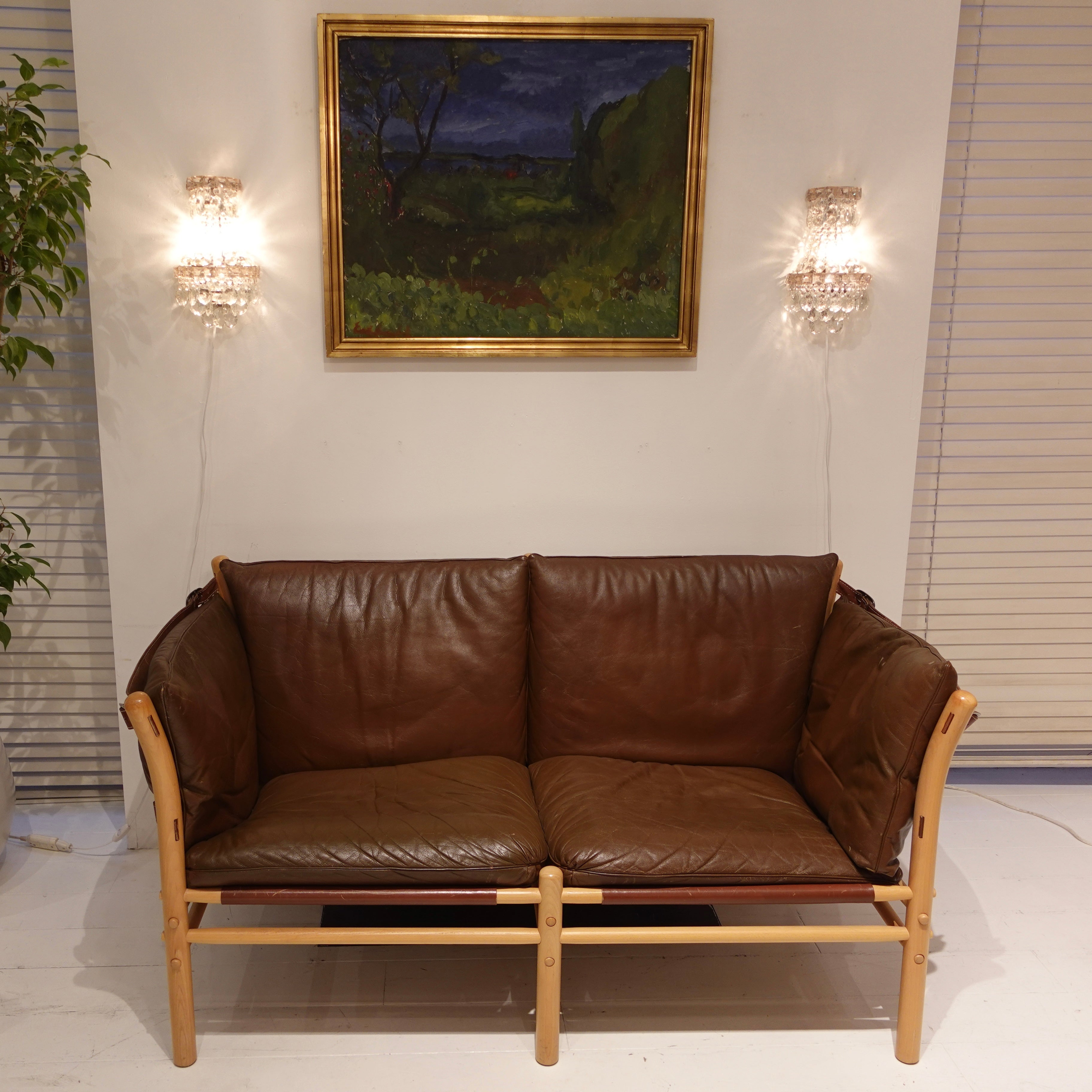 ロイズ・アンティークス 青山 | ロイズ・アンティークス | ヨーロッパ