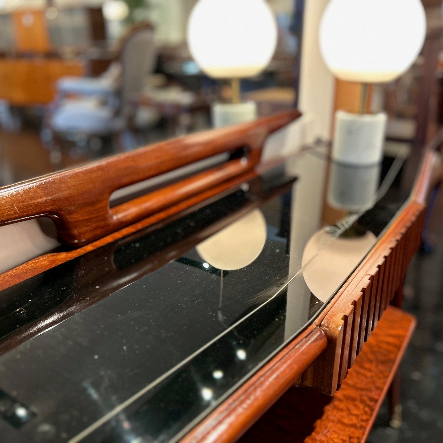 Journal[ロイズ・アンティークス 青山] | ロイズ・アンティークス