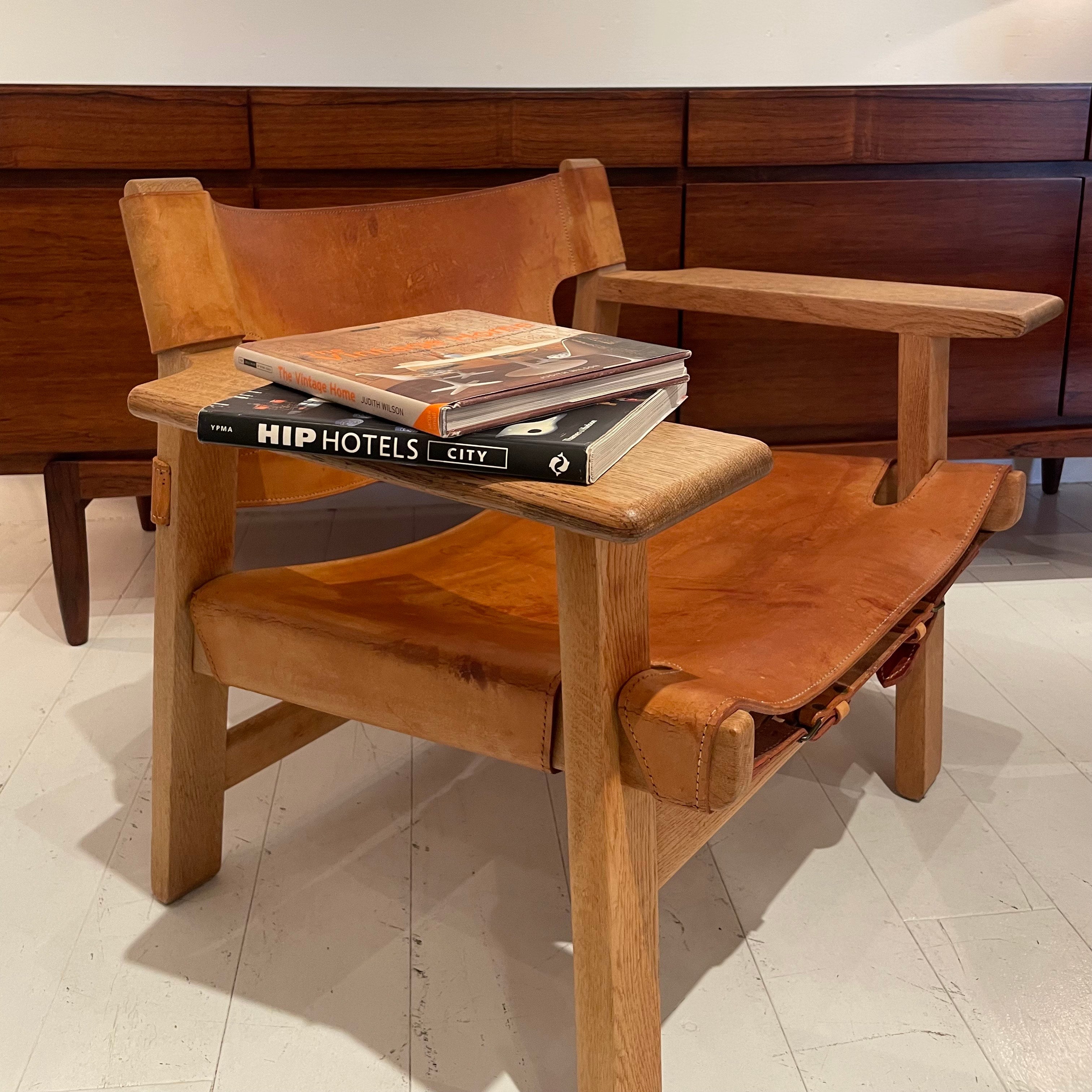 お*ー様 青山　アンティーク　ロイズで購入　コーヒーテーブル 青山 アンティーク ロイズで購入 コーヒーテーブル 電車でGO