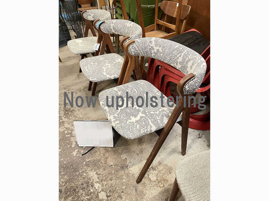 ダイニングチェア