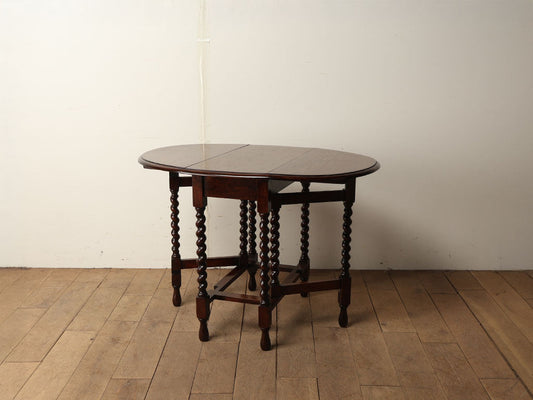 ゲートレッグテーブル