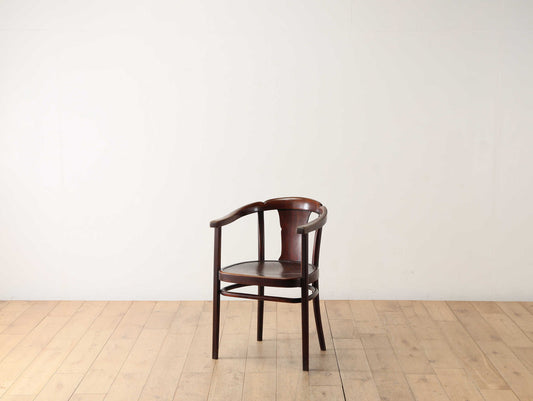 THONET ベントウッドアームチェア