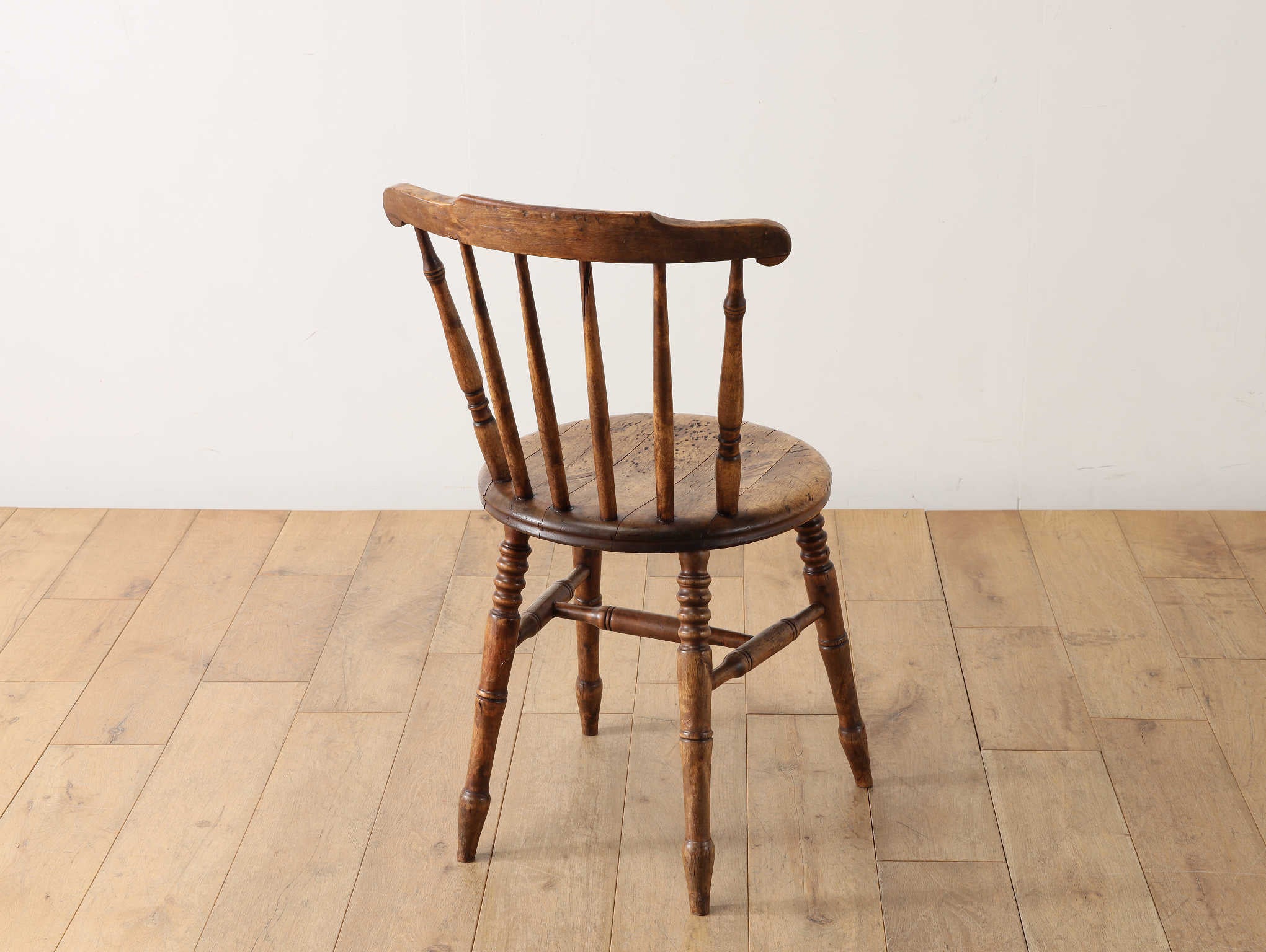 キッチンチェア | ロイズ・アンティークス | ヨーロッパの